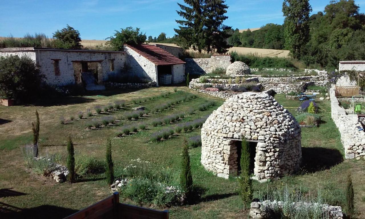 Les Bories En Champagne Βίλα Montlevon Εξωτερικό φωτογραφία