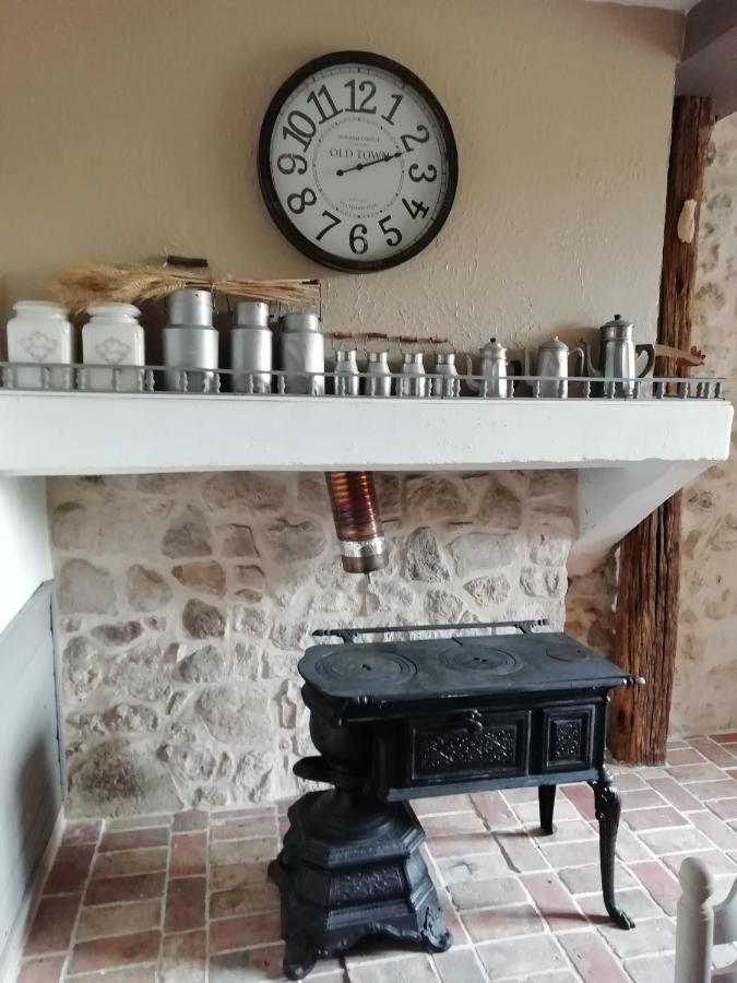Les Bories En Champagne Βίλα Montlevon Εξωτερικό φωτογραφία